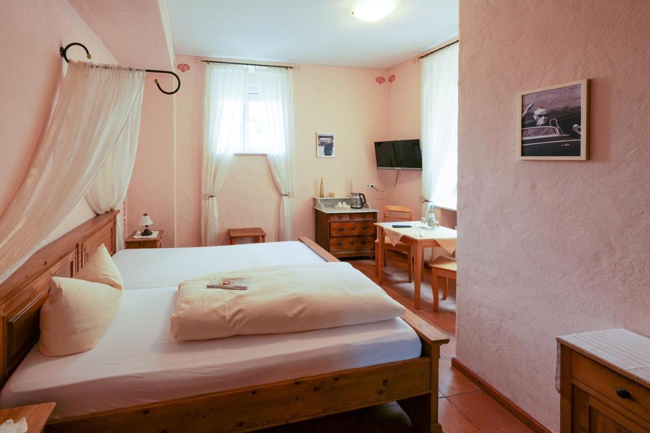 Hotel Alte Buergermeisterei Ediger-Eller Exterior photo